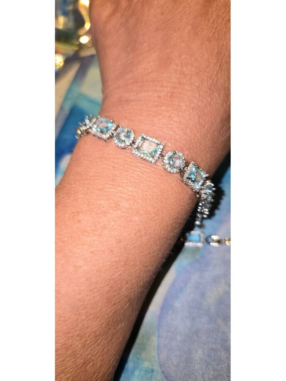 New Stunning 8" Lite Blue Topaz Bracelet